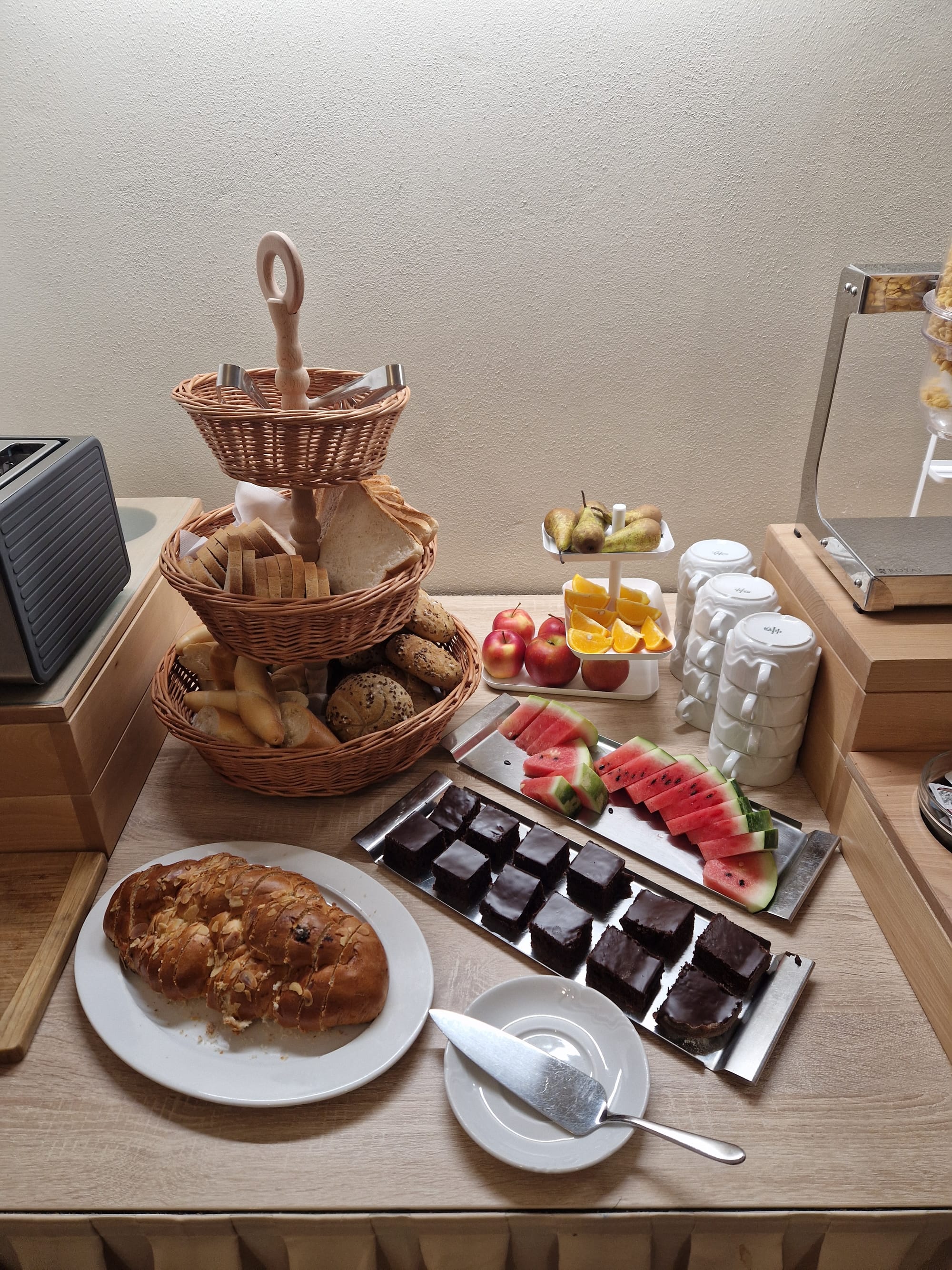 Breakfast buffet at Hotel U Labutě